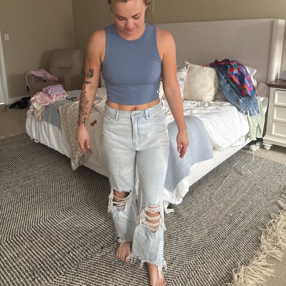 Distressed Denim - Picture 3 of 4